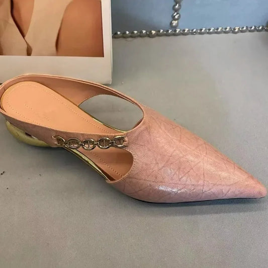 Retro Pointed Toe Metal Chain Women's Outward Wear Fashion Baotou Shallow Mouth Simple Low-heeled Shoes