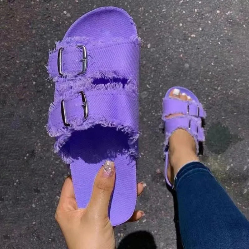 2025 Summer Women Fashion Designer Female Canvas Metal Buckle Flat Soft Sole Sandals.