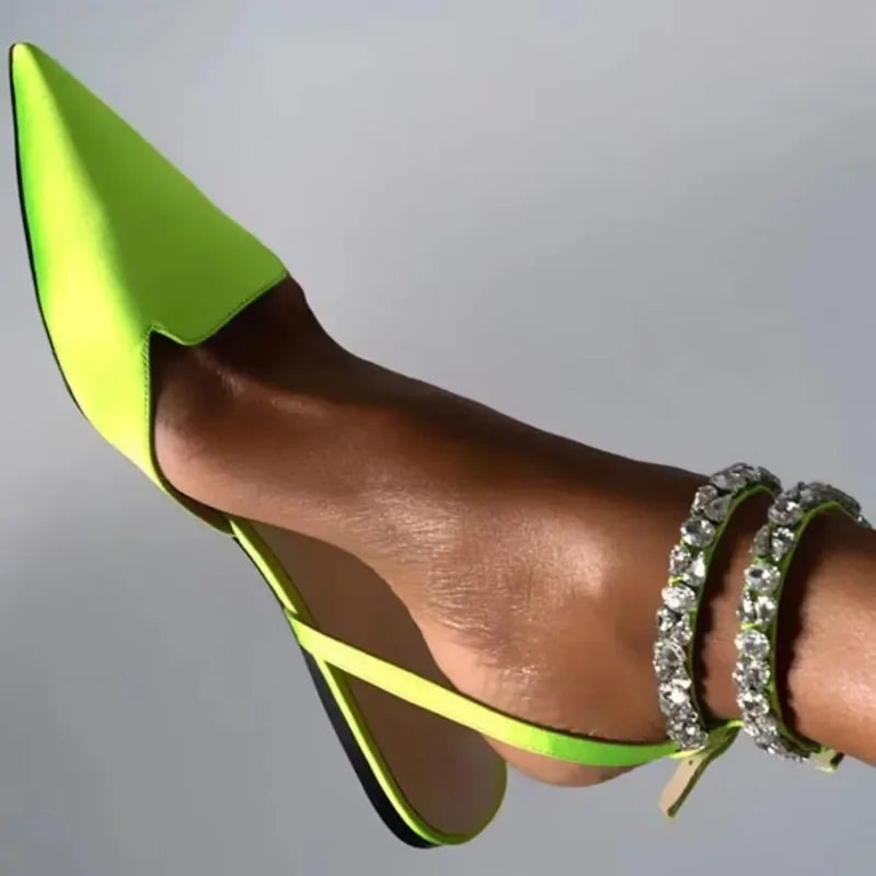 Women's Luxury Pointed Toe Flat Sandals 2025 Summer New Fashion Solid Sexy Party Sandal.  Zapatos Mujer
