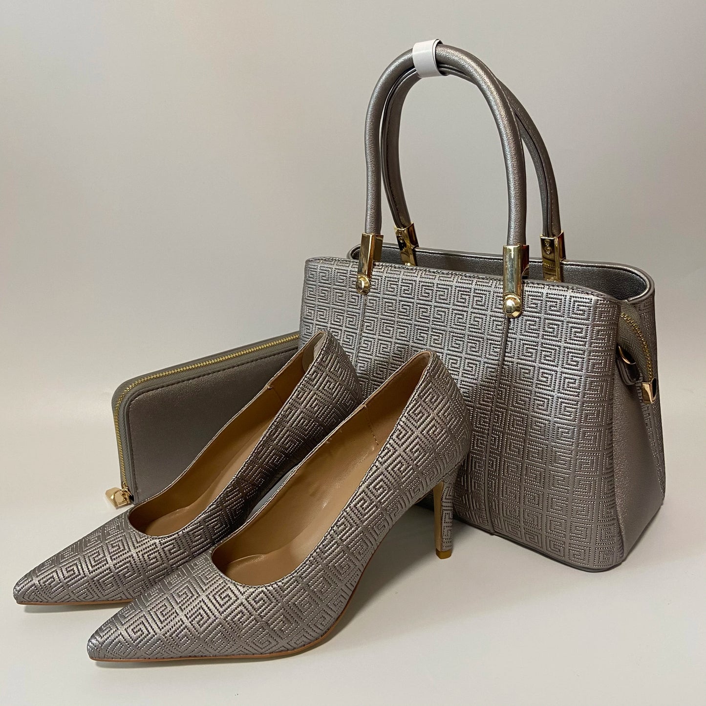 New Heels Shoes Popular Pointed Ladies Pumps with Matching Bag set