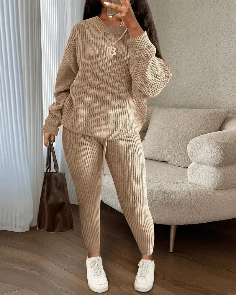 Ladies Two Piece Fashion Leisure Knitted Casual Suit