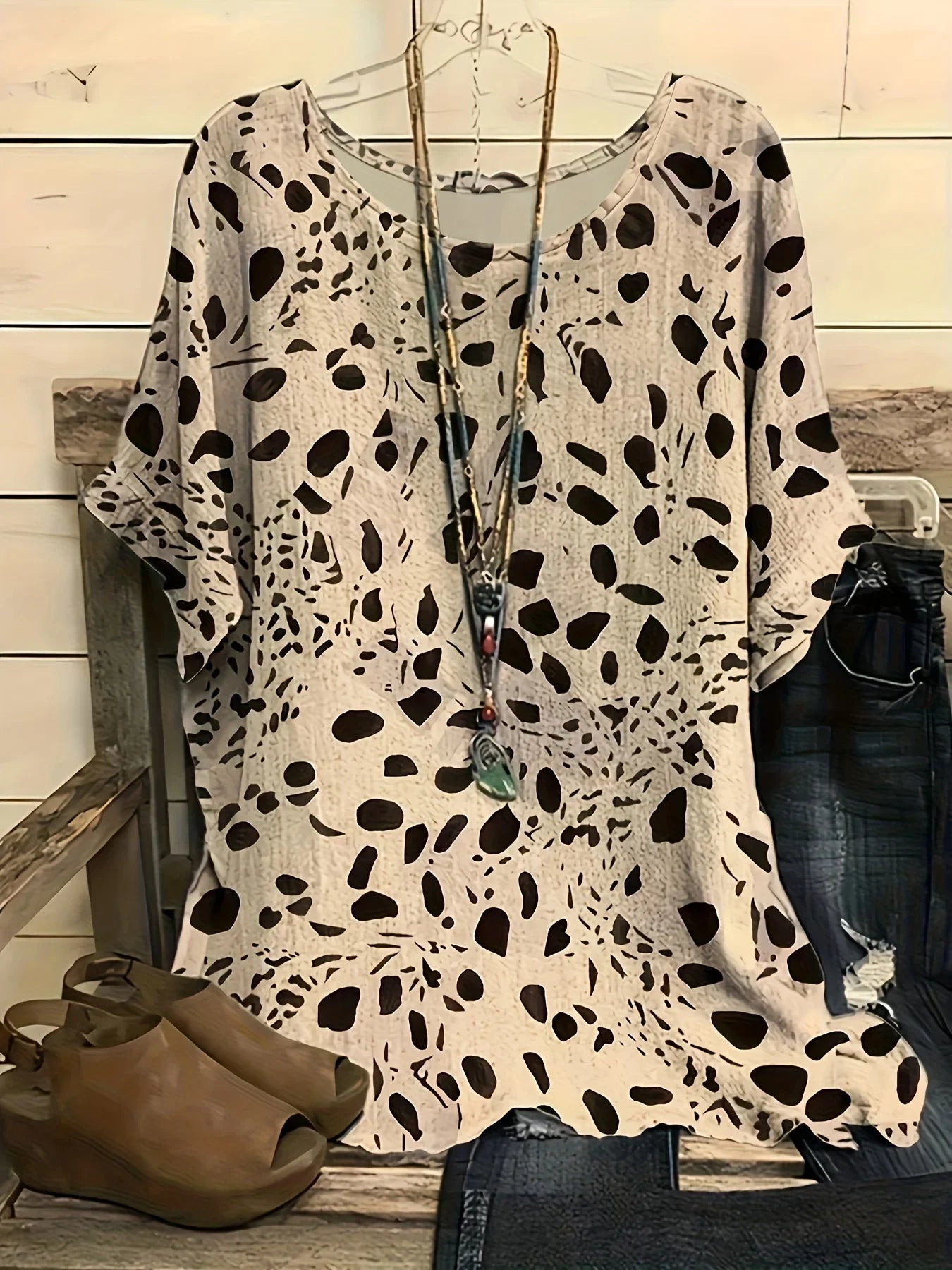 Plus Size 1XL-5XL Women Casual Loose Spot Print Blouse Fashion Vintage Round Neck.