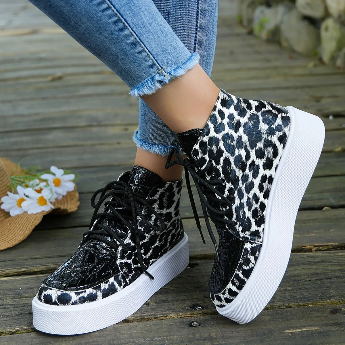 Woman's Sneakers Flats Casual Comfortable Urban Fashion Leopard Print