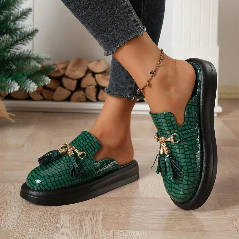 2025 Summer Mules New Fashion Ladies Closed Toe Slip On Comfy Shoe.