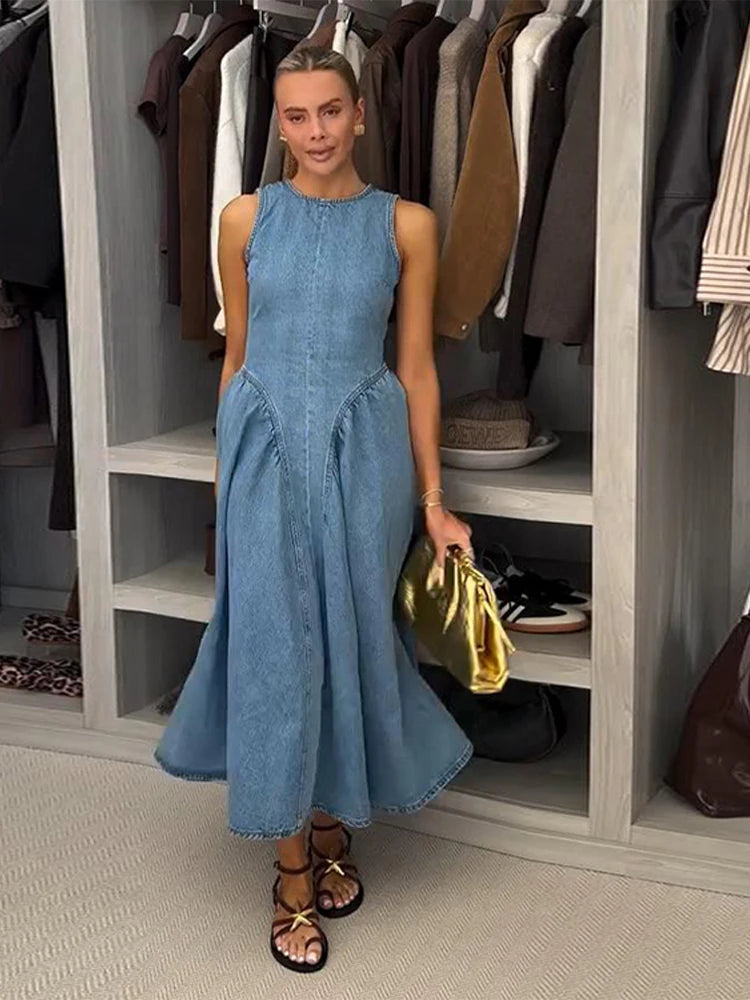 Trendy Women's Summer Denim Dress Backless Sleevess Long O-Neck Vintage Washed Blue Casual Daily Wear.  S-XL