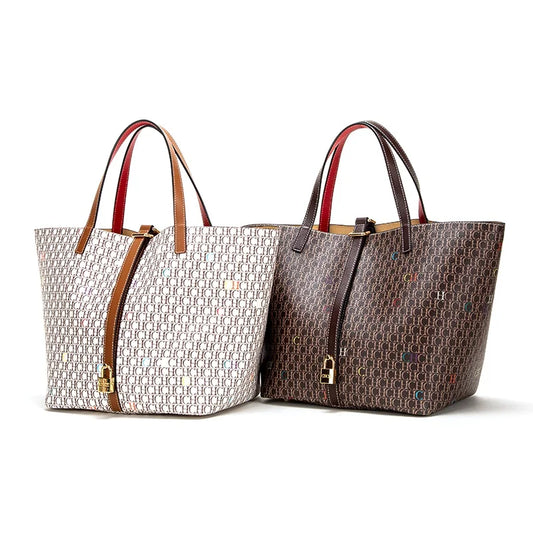Monogrammed Designed Classic Style Small Metal Accessories Exquisite Workmanship Large Capacity Bag