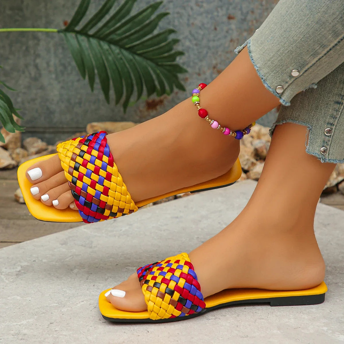 Women Summer Fashion Mules Casual Braided Square Toe Flat Sandals -Slides .