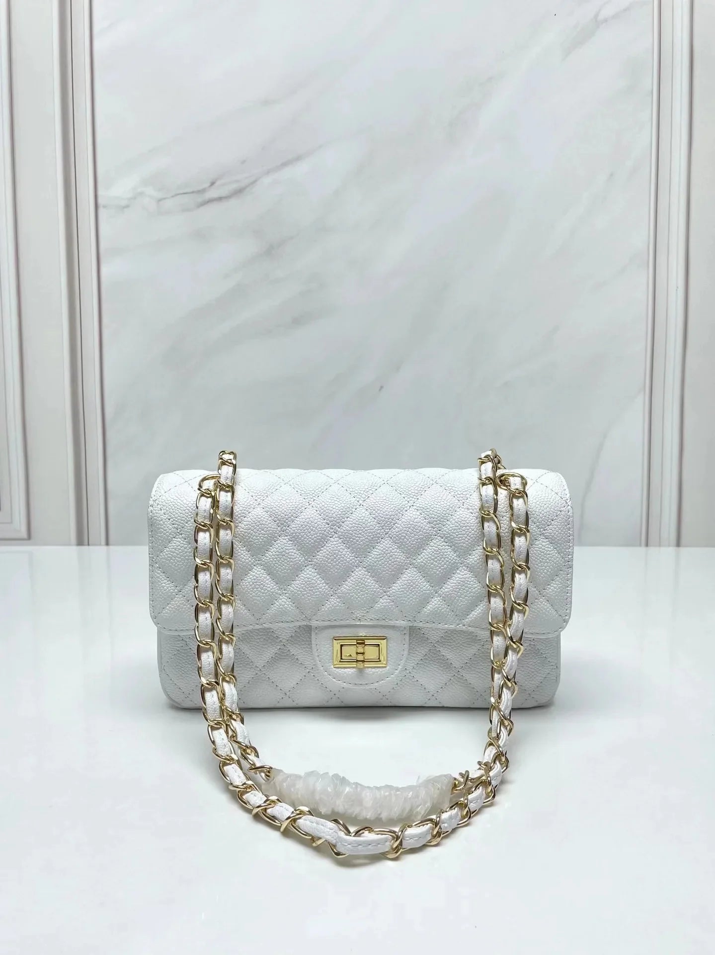 New Vintage Cow Leather Argyle Chain Hand/Cross body Designer Bag 25CM