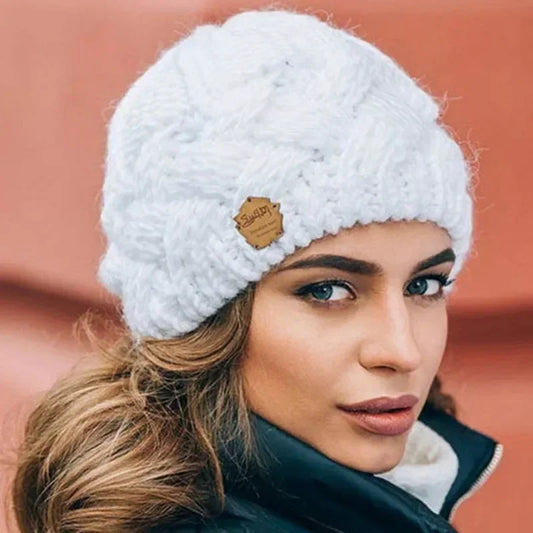 Women's Knitted Winter Beanie - Thick Warm Outdoor Streetwear Hat