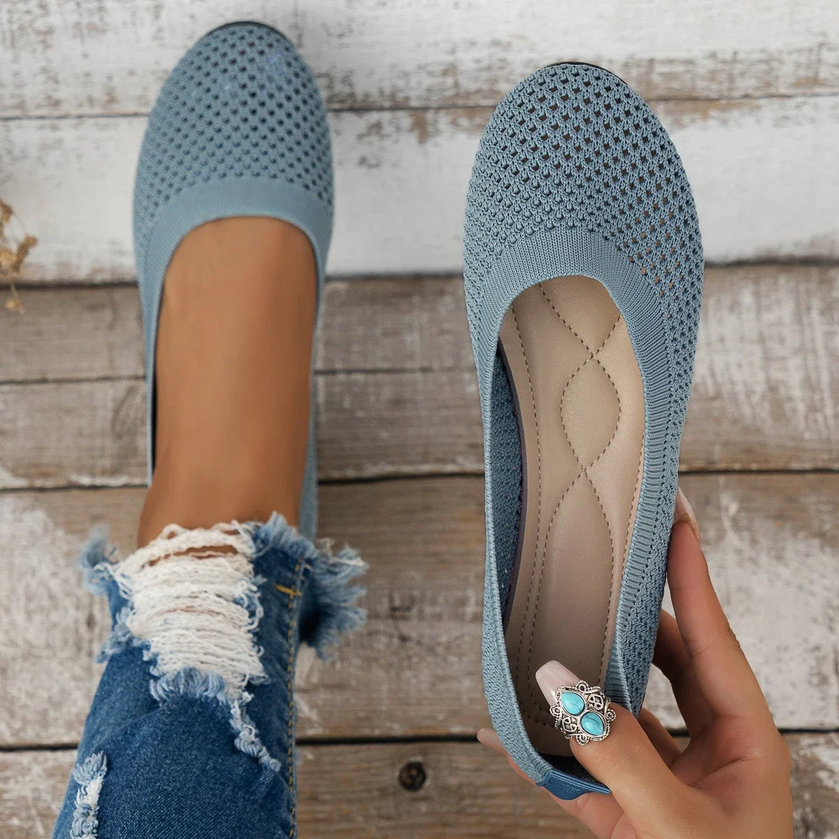 Women Round Toe Flat Solid Colour Knitted Slip Casual Breathable Comfortable Flats.