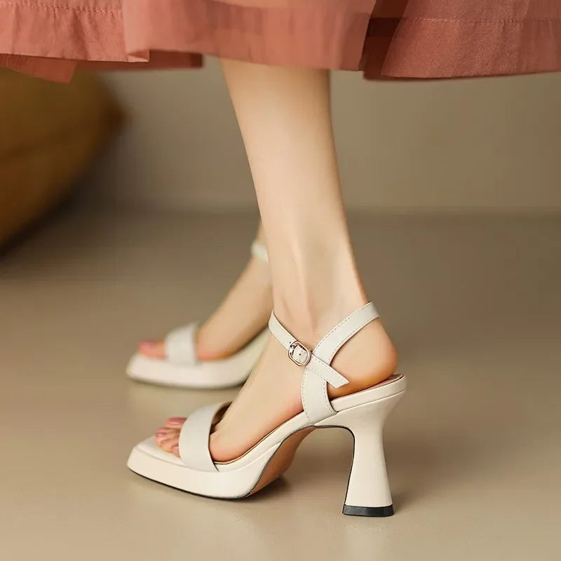 Women's Fashionable Square Thick Heel Sandals