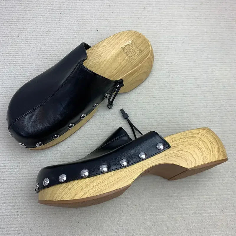 Women Clogs Metal Rivets Decoration Platform Sandals Outdoor Thick Sole Casual Clog