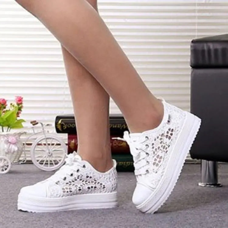 Quality Women Fashion Summer Casual White Sneaker/Shoe Cutout Lace Canvas Hollow Breathable Platform Flat Shoes Woman Sneakers