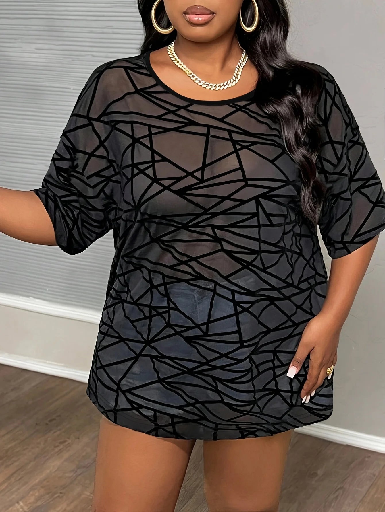 Women's large size casual black top sexy fashion loose summer top..  Very Popular!