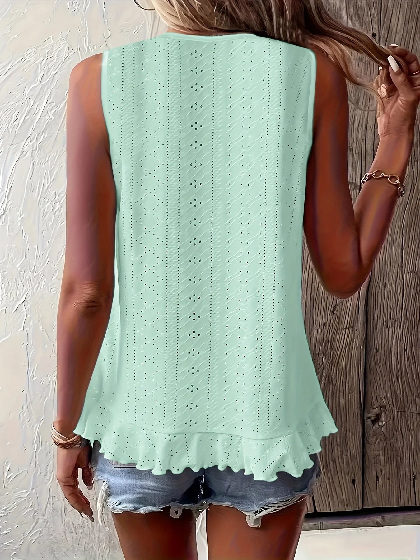 New 2025 Spring Summer Elegant Plus-Size Round Neck Sleeveless Top Solid Color with Lace Details and Irregular Ruffled Hem .  1X-5X