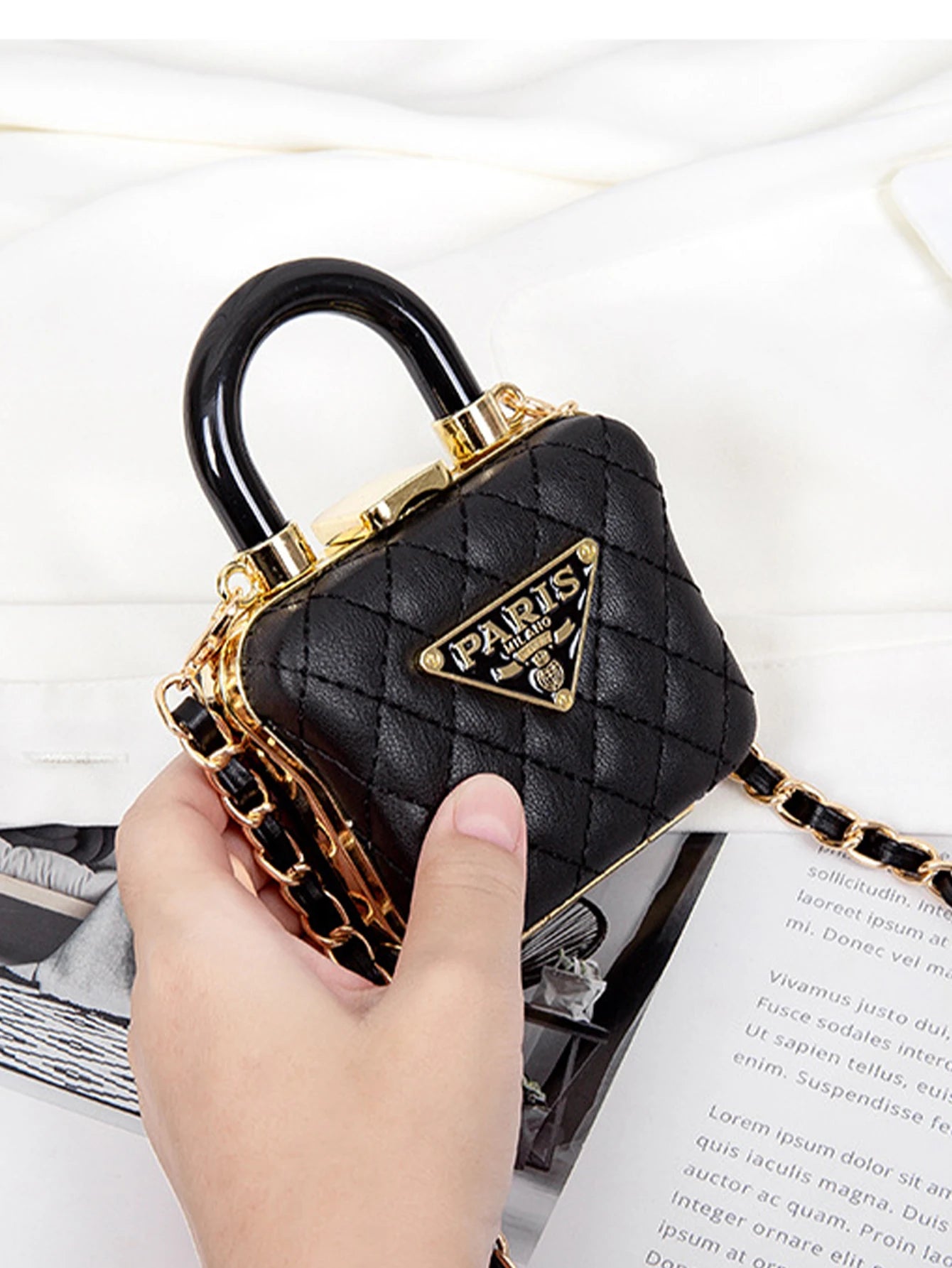 Mini lipstick Niche Cross body bag box, exquisite and versatile mini bag,