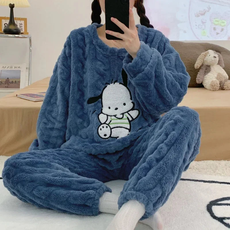 Hello Kittys Women's Coral Fleece Plush Pajamas Set Sanrioed Autumn Winter Pajamas Thickened Warm Home Clothes Loose Fitting.  S-5X