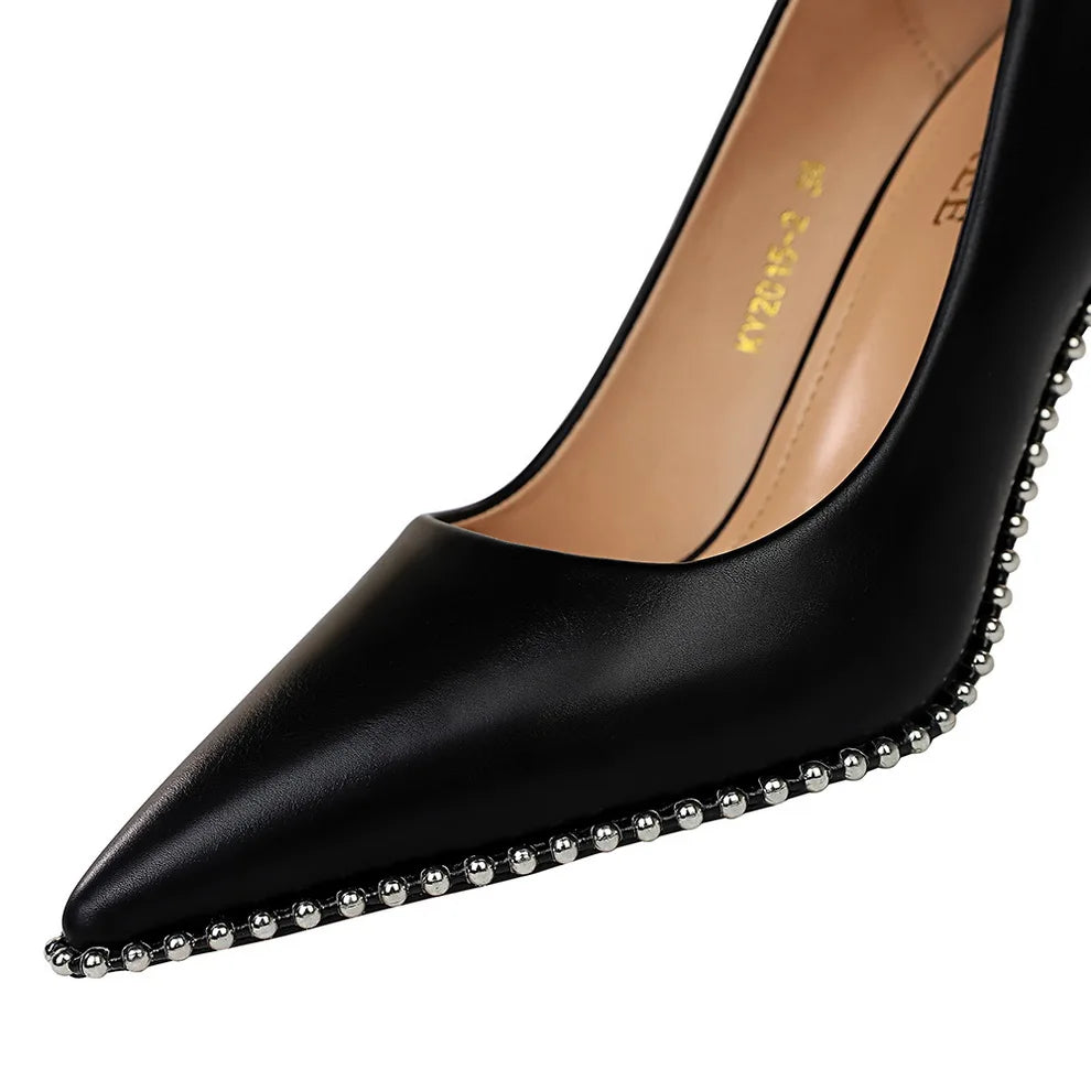 Women's Studded Rivet Sexy Comfortable Pumps