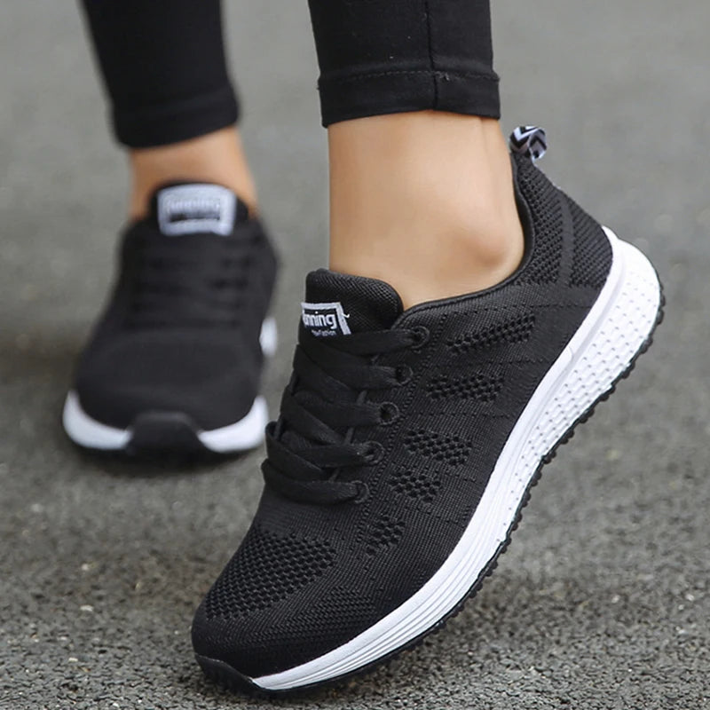 Women's Sneakers 2025 New Fashion Comfortable Breathable Trainers Casual Lace Up Sneakers