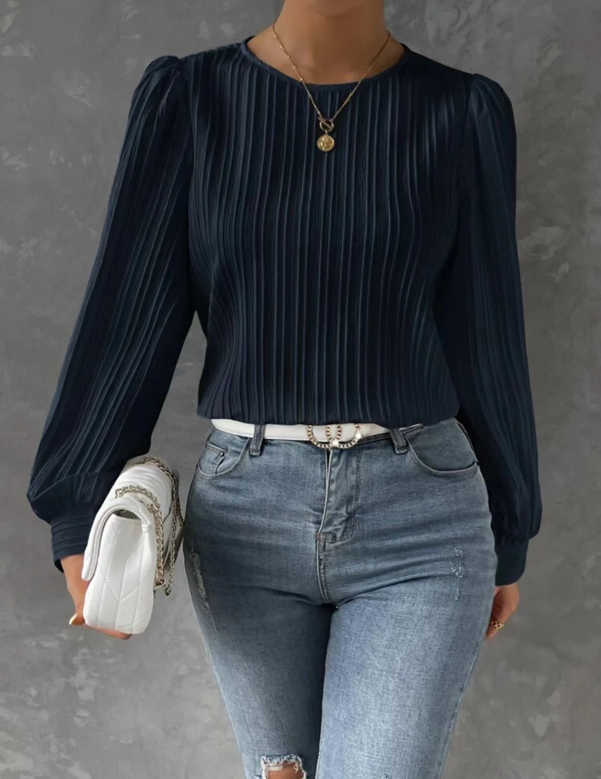 Women's Casual  Solid Round Neck Long Sleeve Blouse .