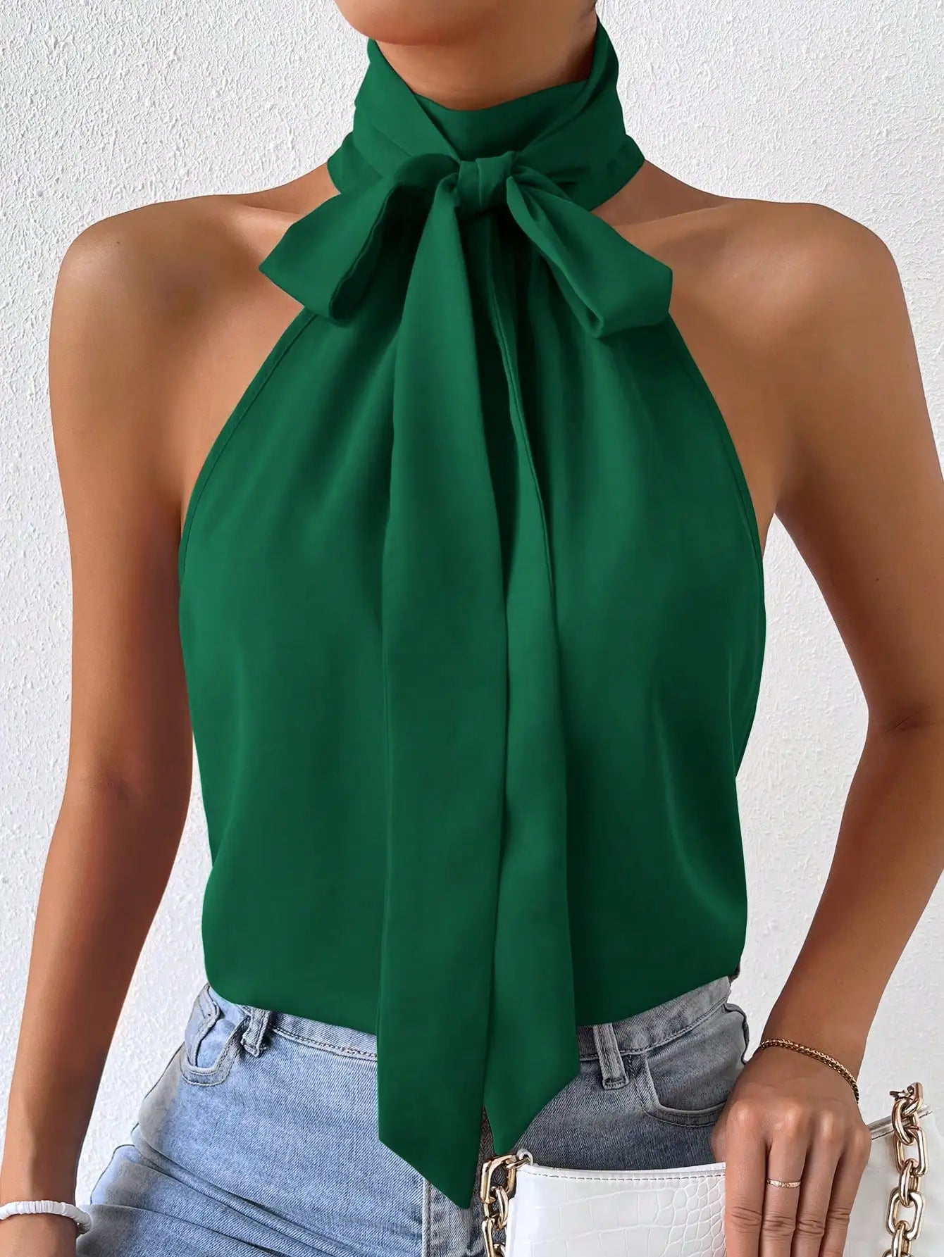 Stylish and elegant women's halter sleeveless knot off-the-shoulder sexy women's shirt.  XS-L