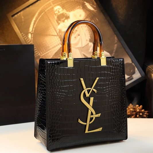 2025 New Arrival All-match Crocodile Pattern Atmospheric Middle-aged Women's Large Capacity Tote Bag .
