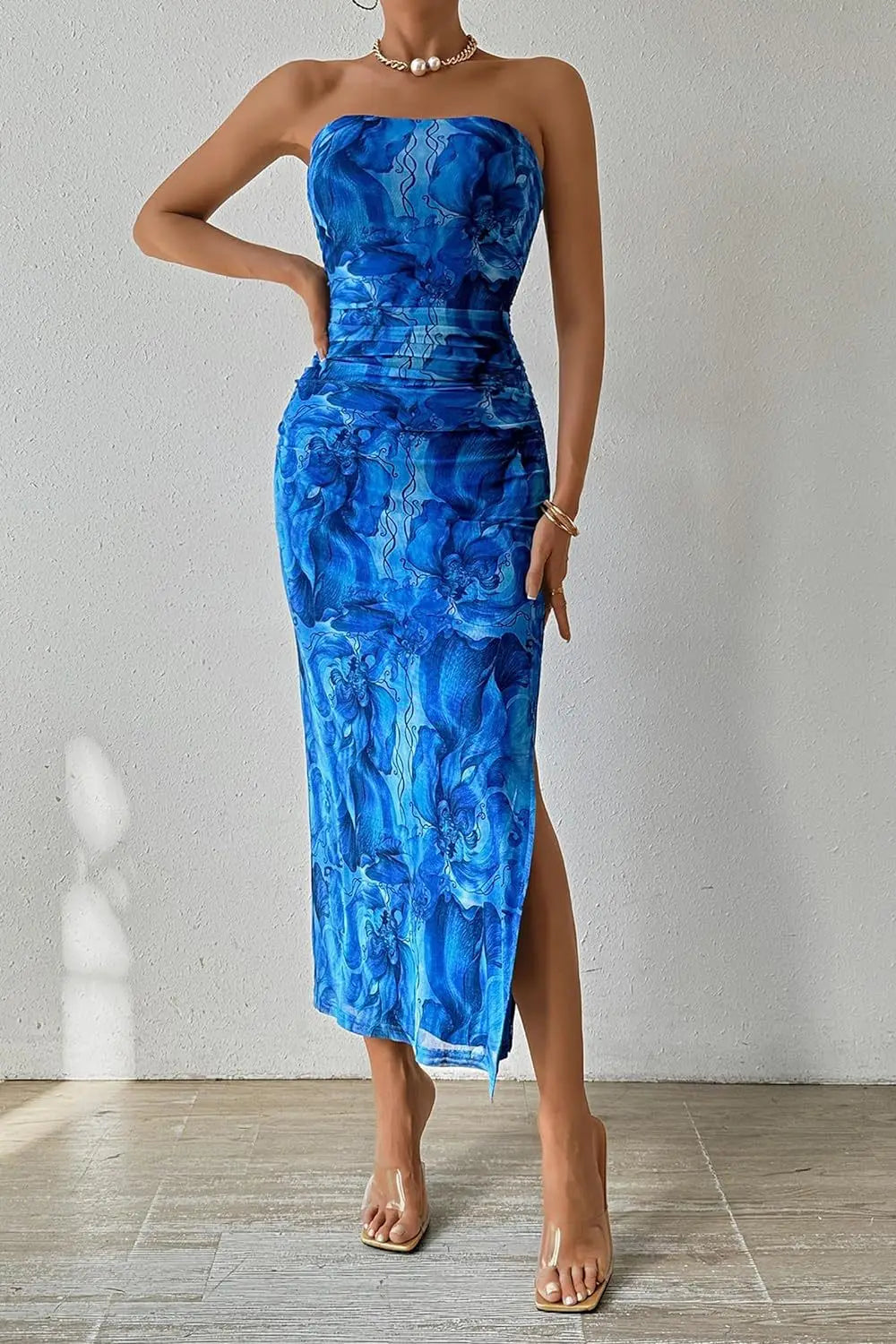 Summer Sexy  Hem Slit Sleeveless Printed Dress.  S-2X