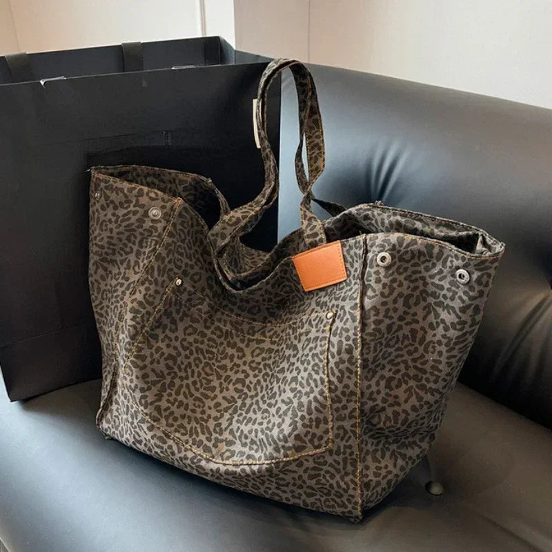 Oversized Leopard Print Shoulder Bag for Women Quality Canvas Large Capacity Tote New Luxury Handbag.
