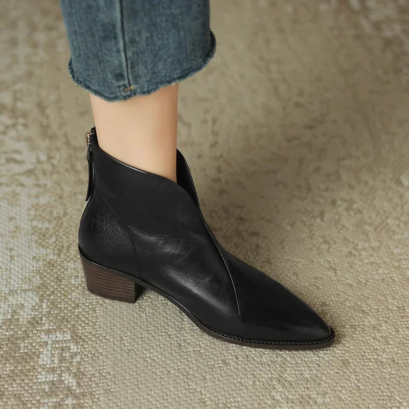Women Faux Leather Pointy Ankle Boots Vintage Chelsea Boot Autumn PU Leather Ankle Boots.