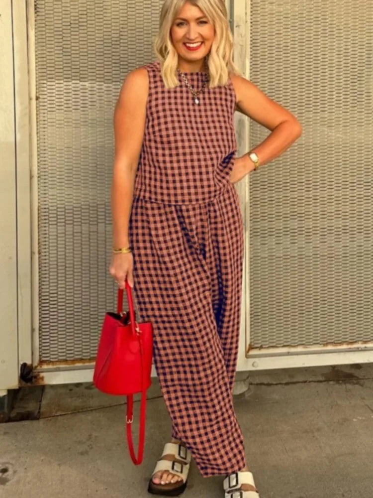 Women Pant Set Fashion Plaid Print Sleeveless Top Loose Pants Two Piece Casual Outfit.  S-2X