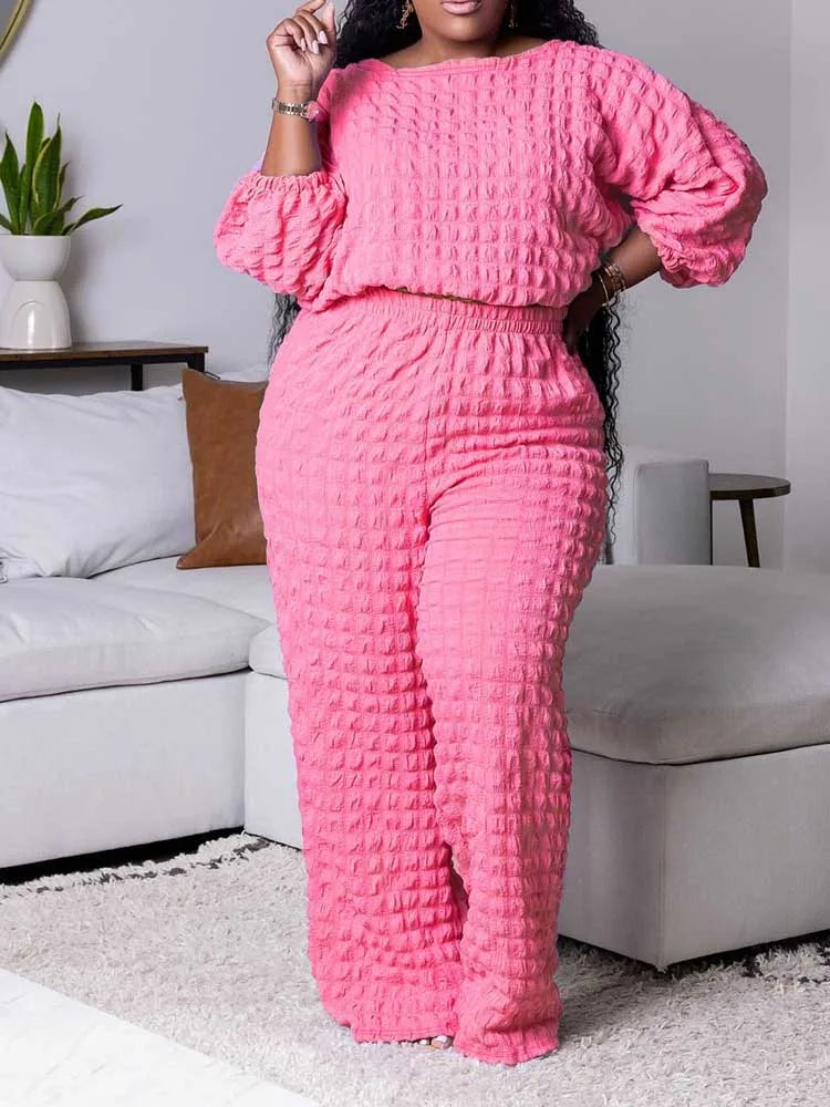 Curvy Size Woman Casual and Comfortable Long Sleeve 2 Piece Outfit Set Bubble Waffle Pleated Top and Pants.