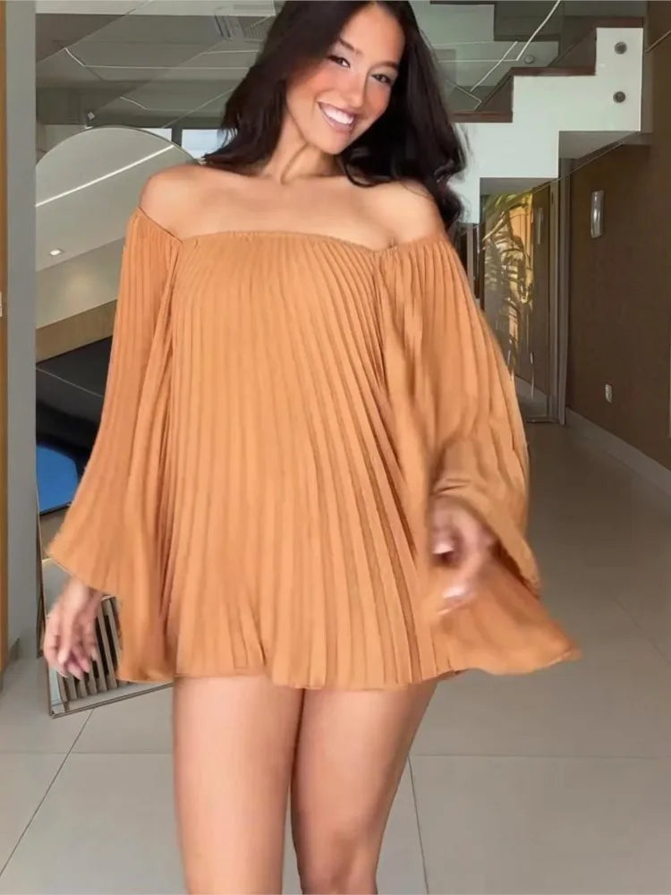 Women's Sexy Off Shoulder Pleated Chiffon Long Sleeve Shorts 2 Piece Fashion Loose Shawl Sleeves Elegant Shorts Set.