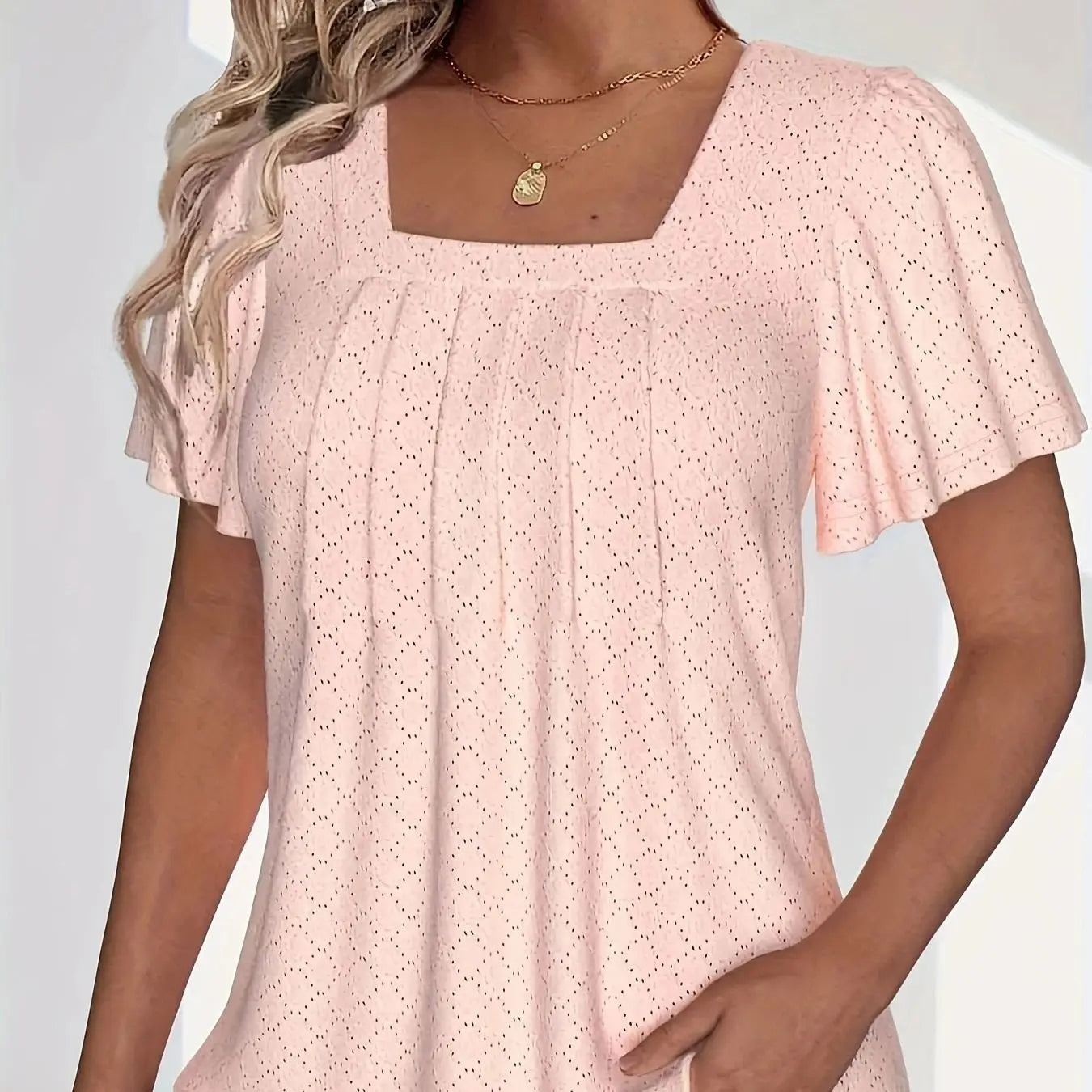 Plus size spring and summer fashionable and elegant hollow top loose ruffle sleeves.