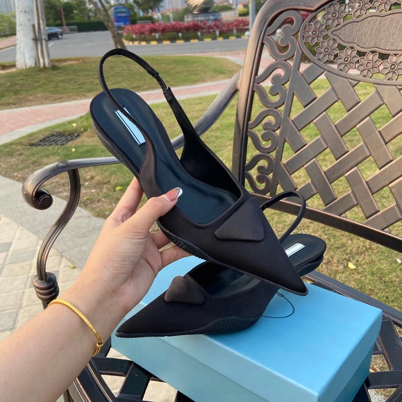 2025 Women's Leather Designer Slingback Sandal .