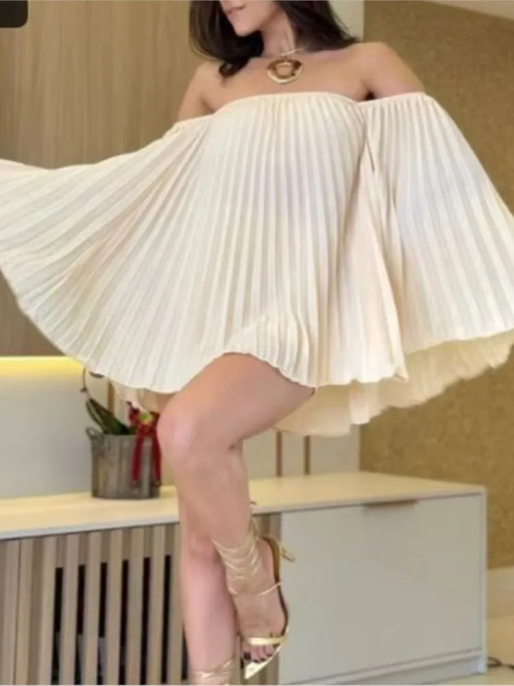 Women's Sexy Off Shoulder Pleated Chiffon Long Sleeve Shorts 2 Piece Fashion Loose Shawl Sleeves Elegant Shorts Set.