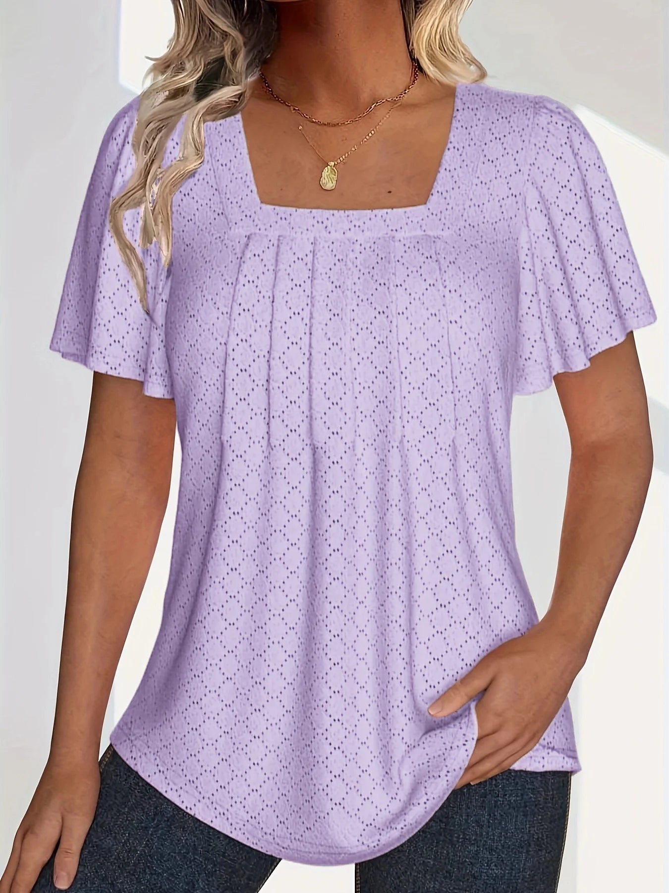 Plus size spring and summer fashionable and elegant hollow top loose ruffle sleeves.