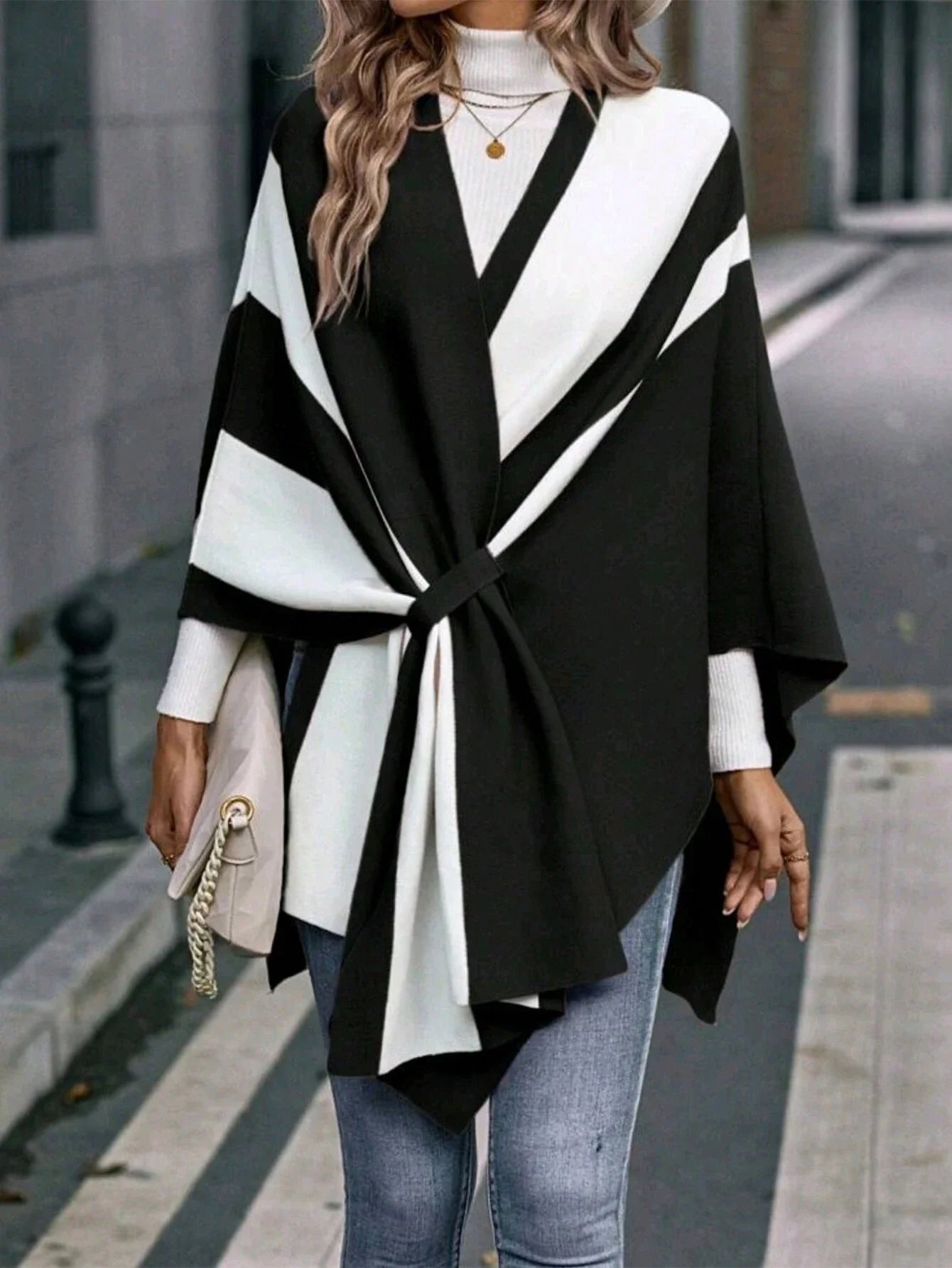 New Poncho Luxury Winter Warm And Fashionable Comfortable luxury designer Poncho/Shawl .