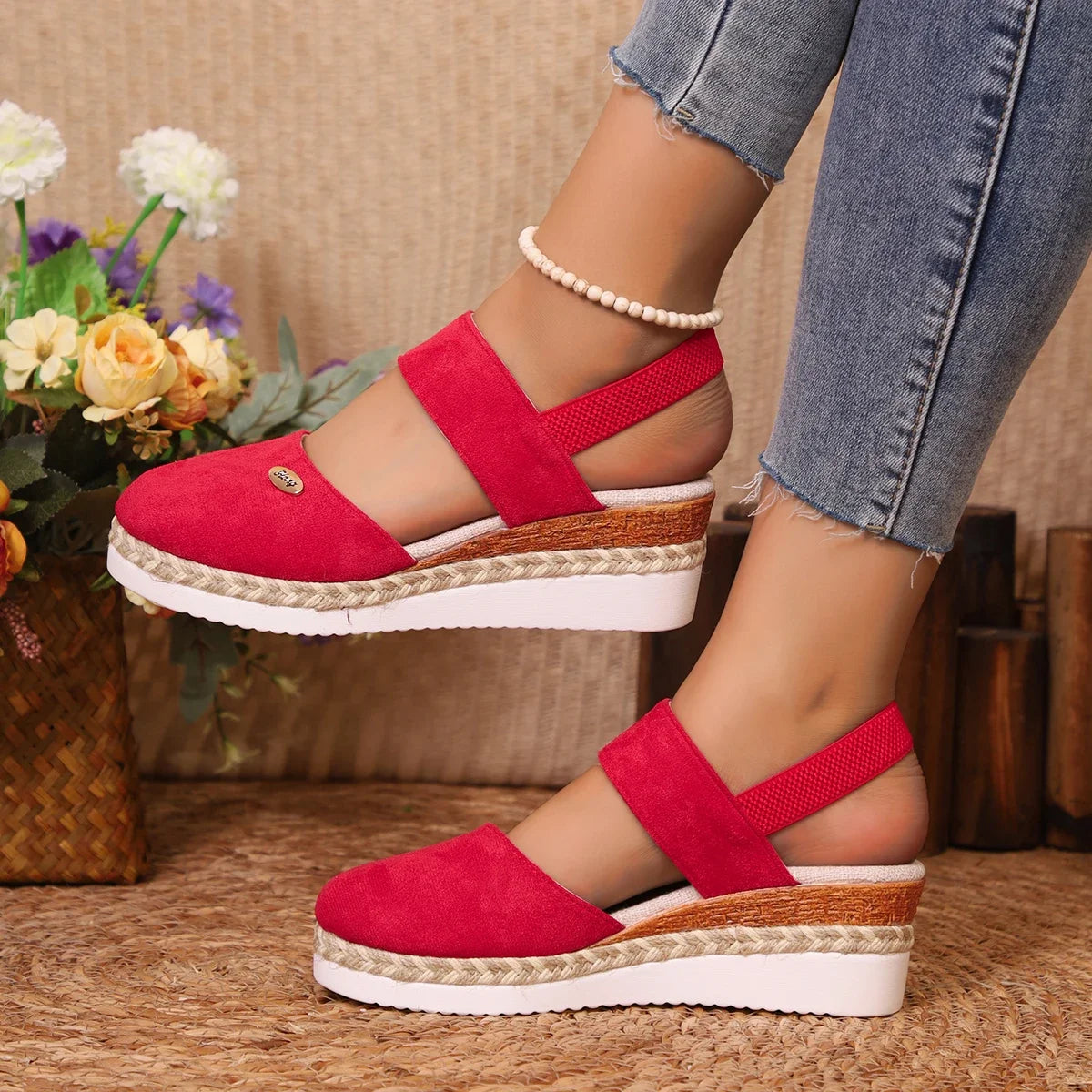 Women High Quality Closed Toe Wedge Comfortable Sandals