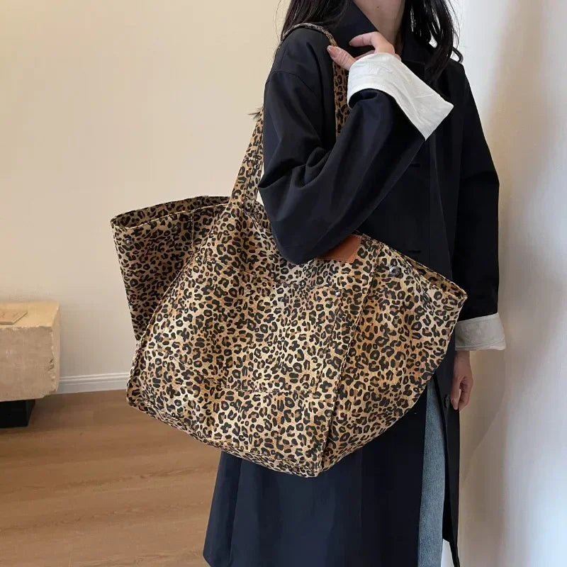 Oversized Leopard Print Shoulder Bag for Women Quality Canvas Large Capacity Tote New Luxury Handbag.