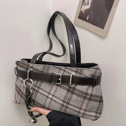 Fashionable Retro PU Leather Checked Shoulder Bag - Large Capacity Handbag