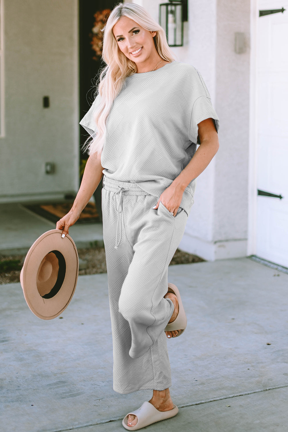 Loose Fit Textured Tee & Drawstring Pants Set Women S–2XL