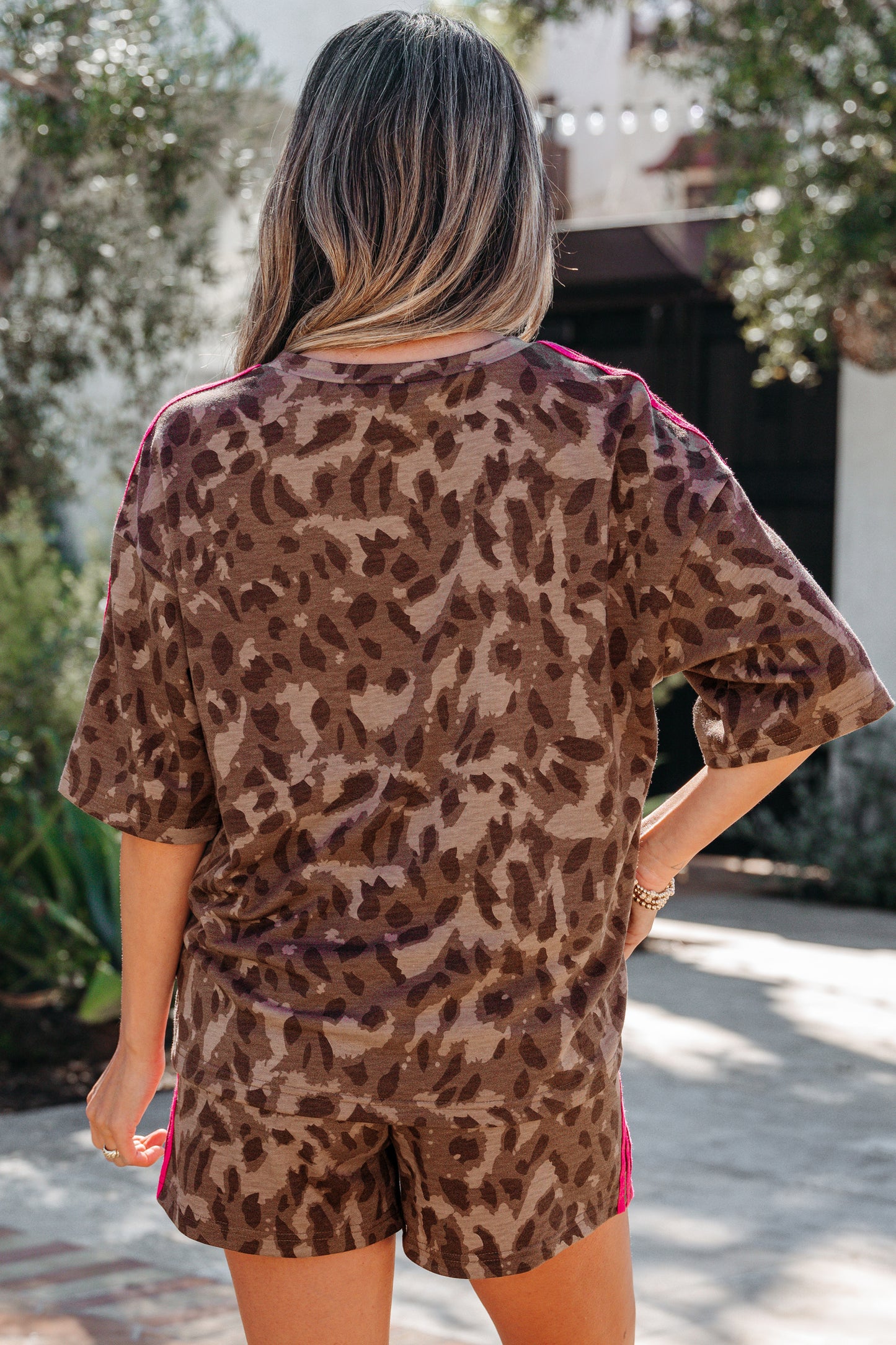 Brown Contrast Stripe Leopard Print Tee Shorts Set