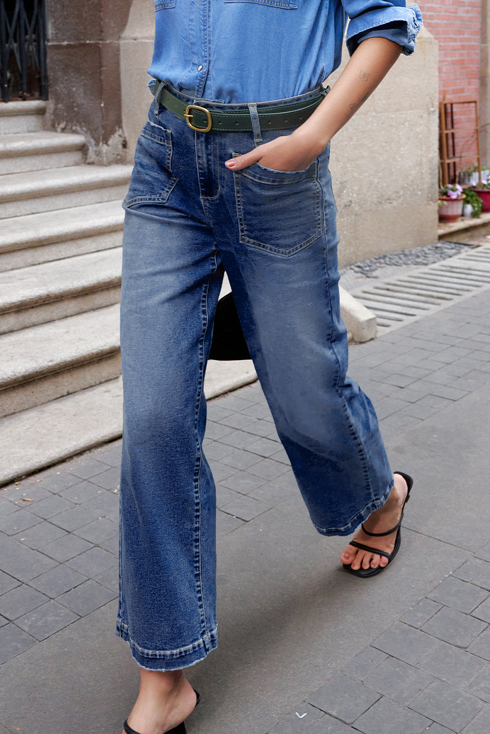 Blue Minimalist Patch Pocket Shift Jeans