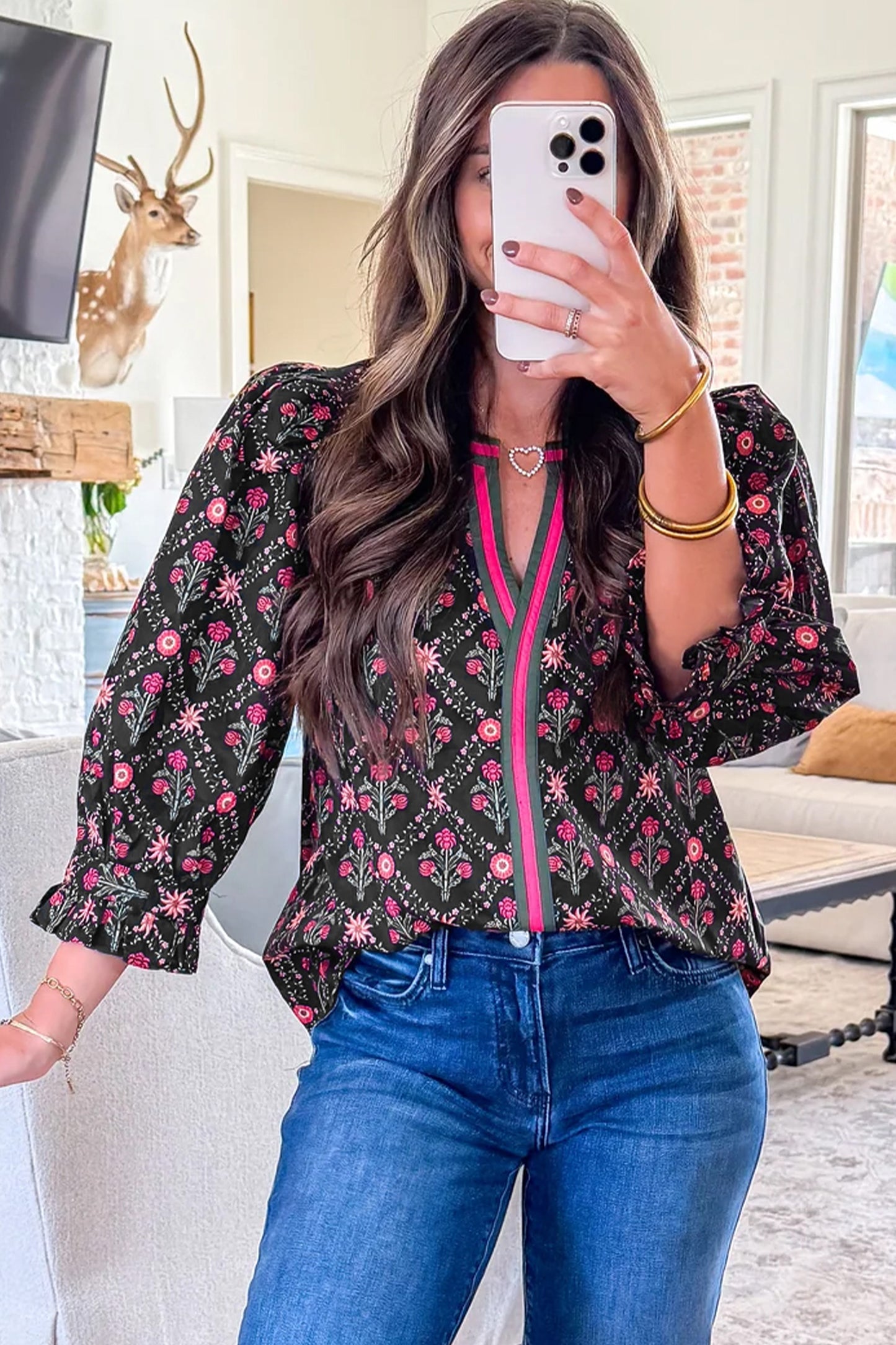 Vintage Floral Contrast V-Neck Bracelet Sleeve Blouse | Black | S–XL