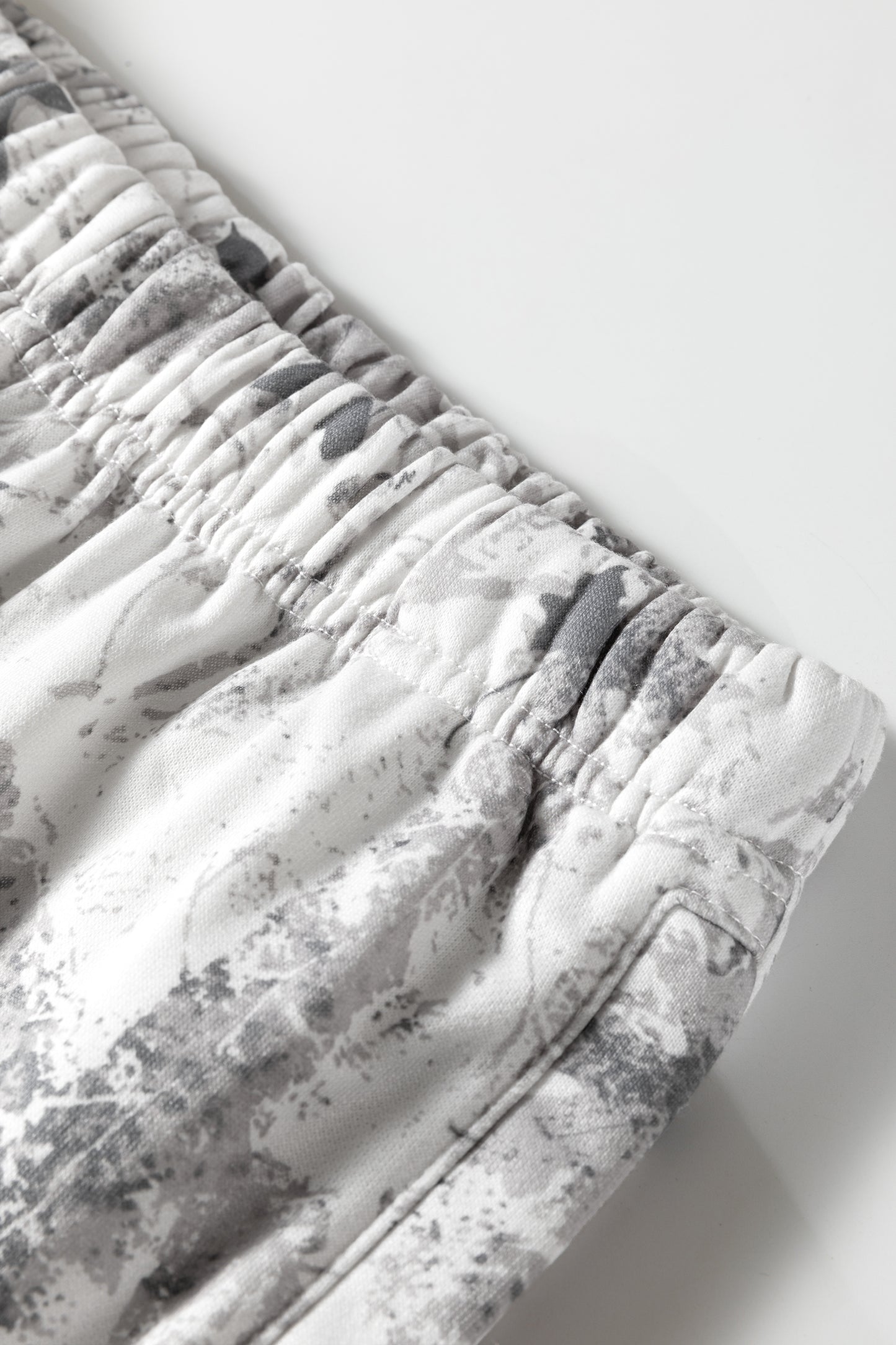 Woodland Camo Hoodie & Sweatpants Set in Light Grey