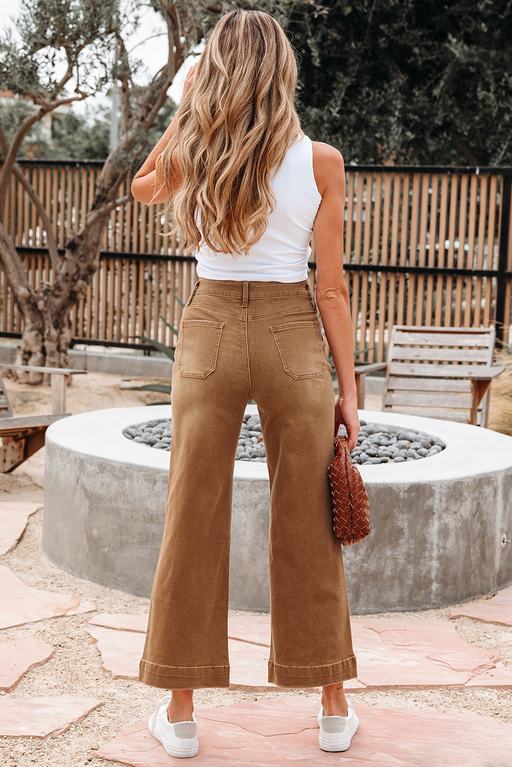 Cropped High Rise Wide Leg Jeans in Breen