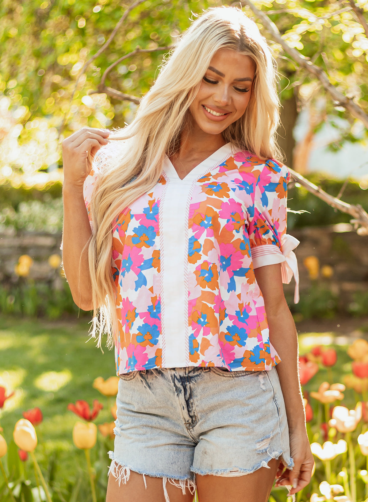 White Floral Colorblock Striped Edge V-Neck Knotted Short Sleeve Blouse – Women's Chic Cotton Top (S–XL)