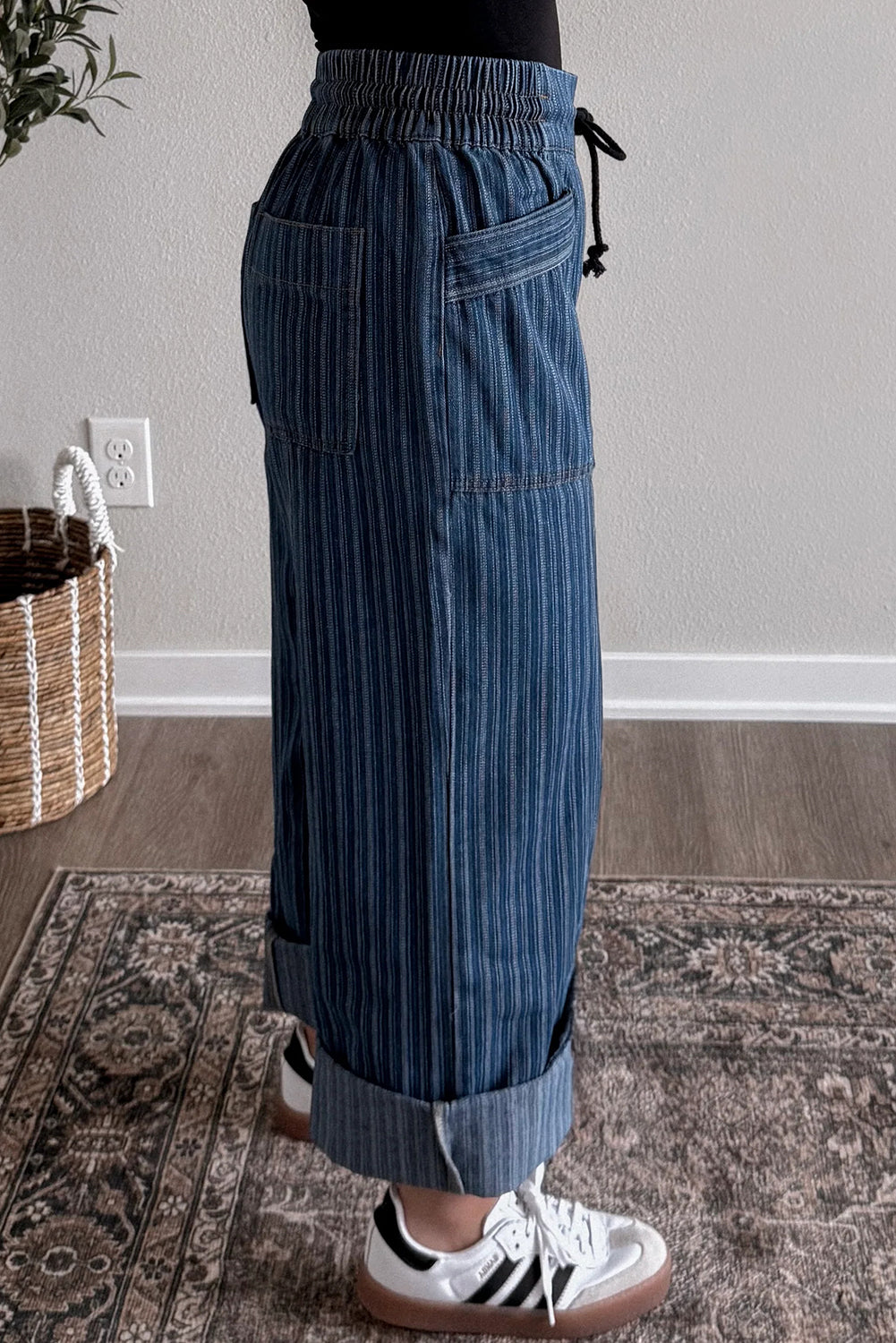 Blue Stripe Contrast Drawstring Pocketed Loose Jeans