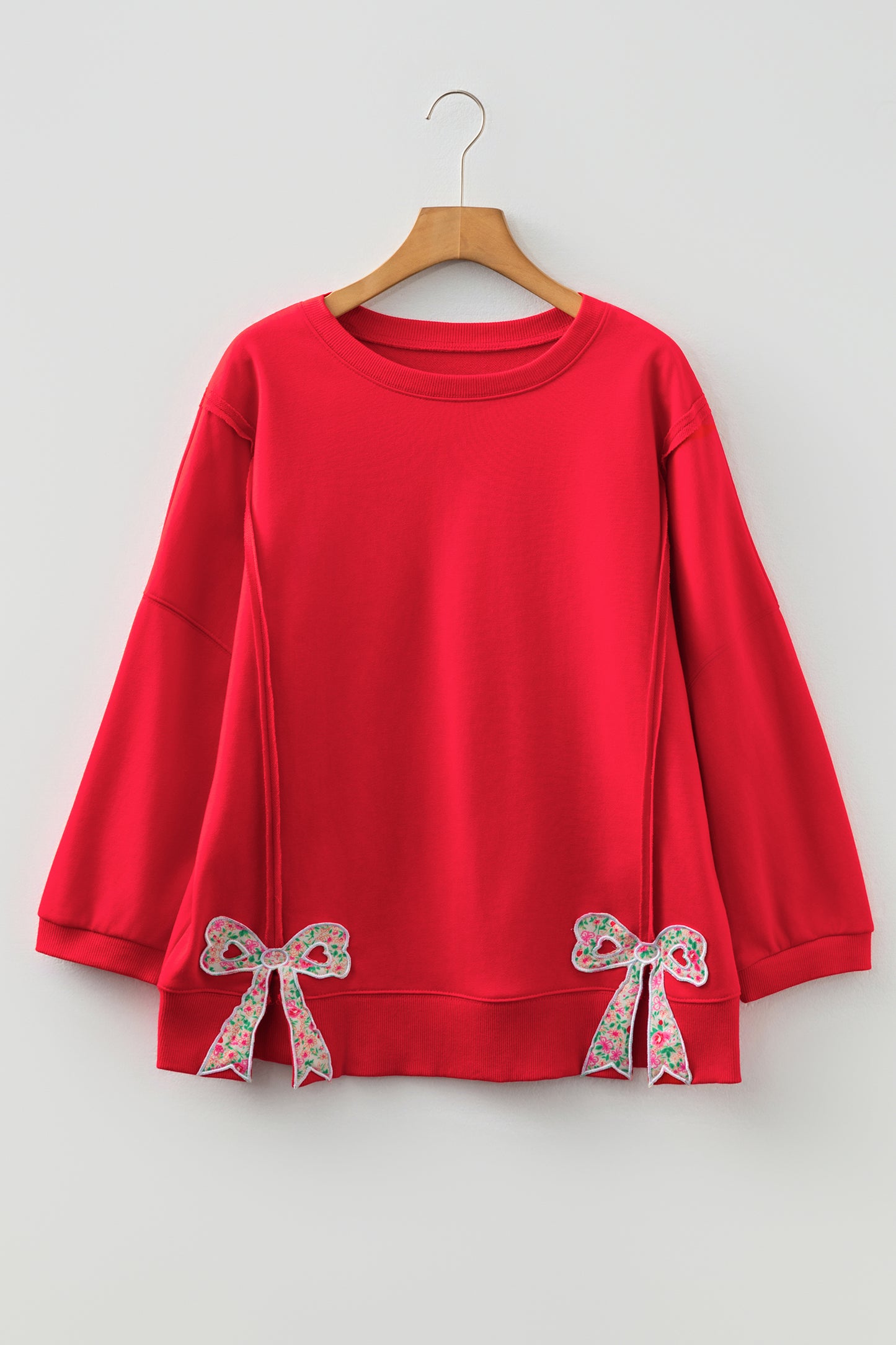 Floral Bow Patch Baggy Sweatshirt in Red