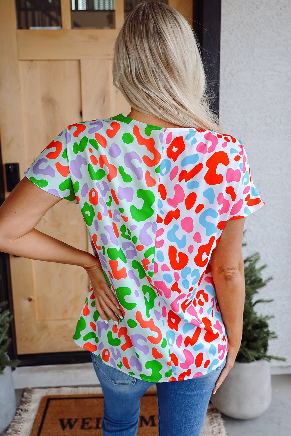 Leopard Contrast Print V-Neck Short Sleeve Blouse